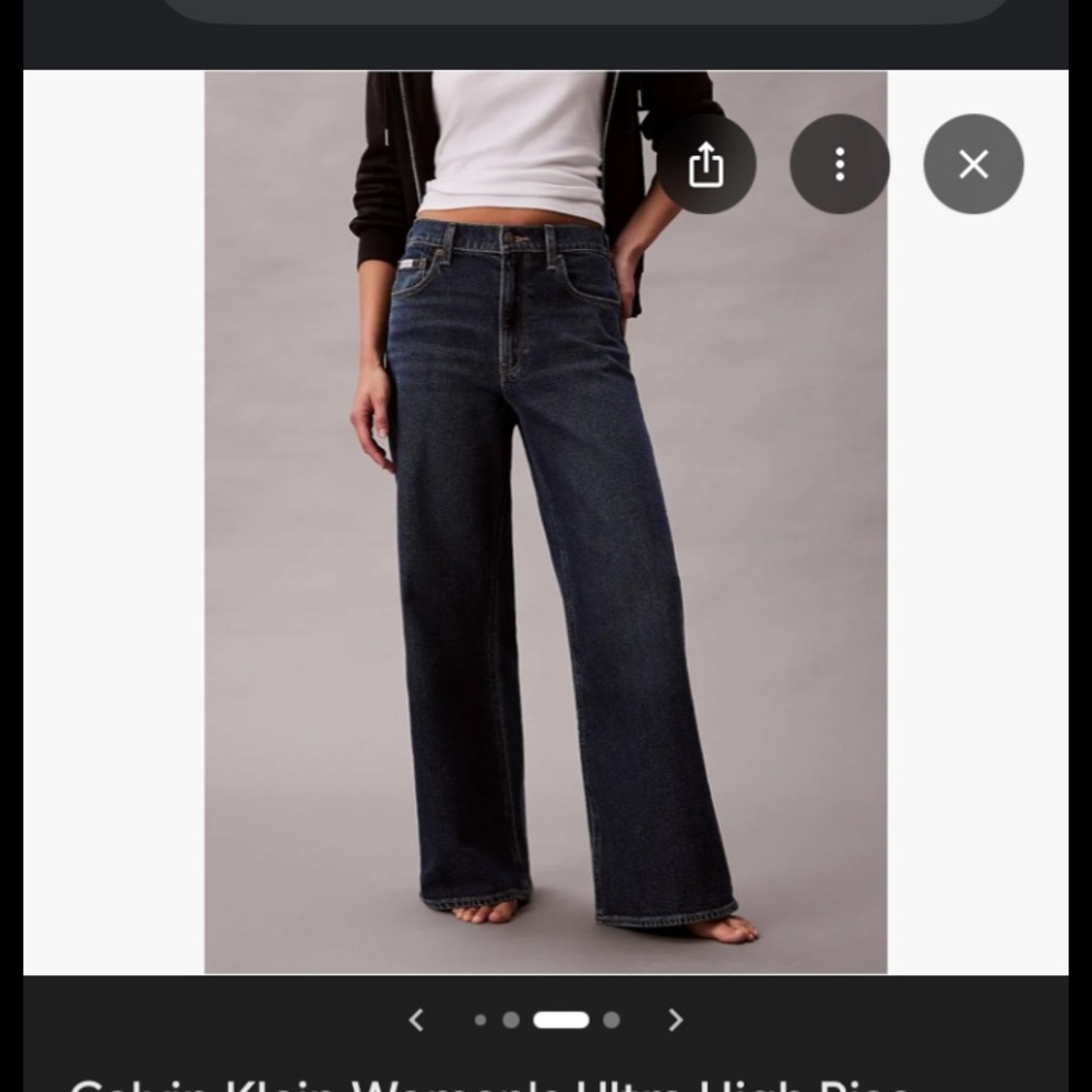 Calvin Klein - Picture 3 of 7
